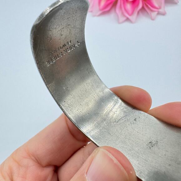Kirk Stieff Pewter Cuff Bracelet Etched Flowers Vines Scrolls Signed Cottagecore - Picture 13 of 16
